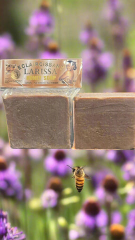 Larissa Honey Soap 225g